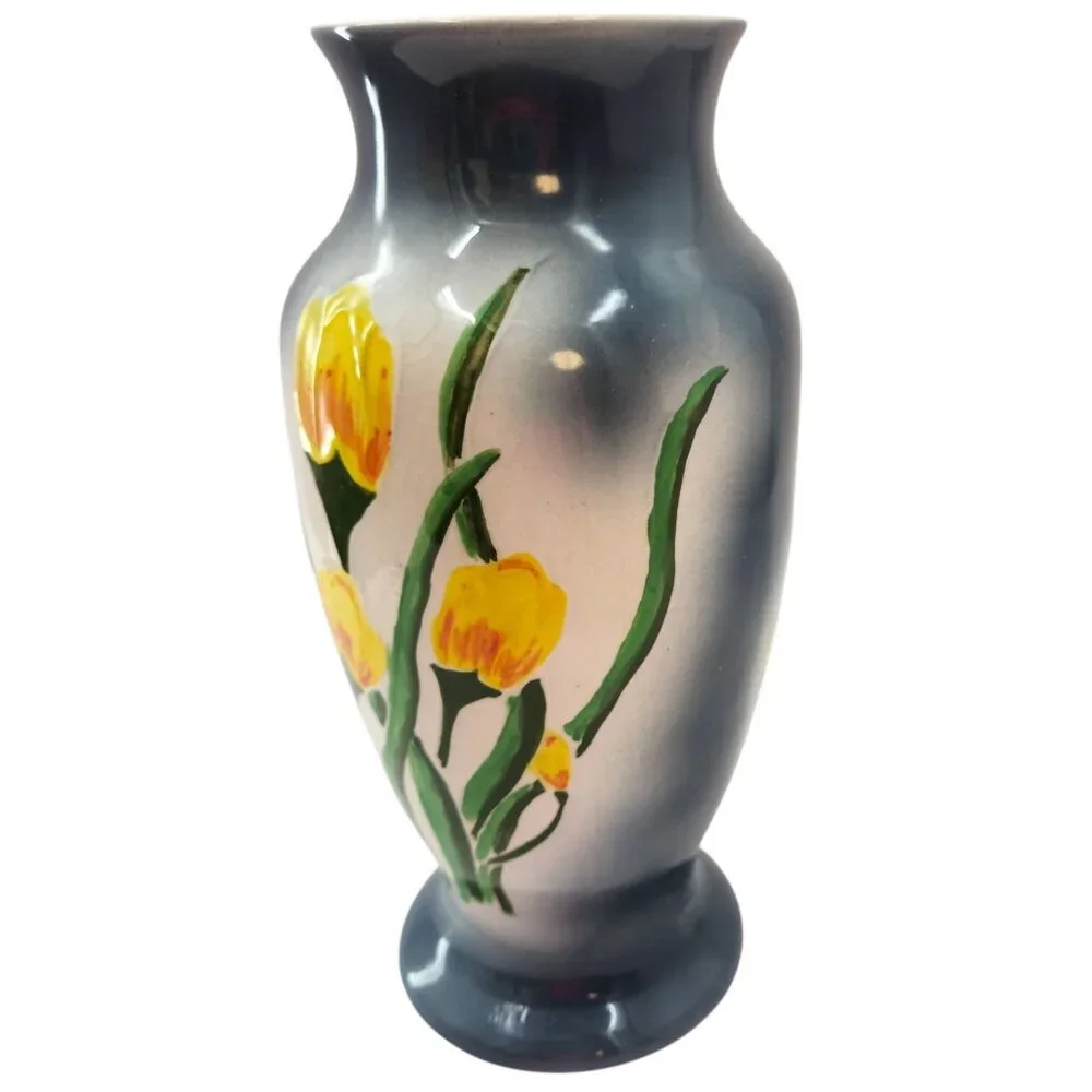 Devon Ware Fielding Staffordshire England Crocus Vase by Bernadette Eve 11